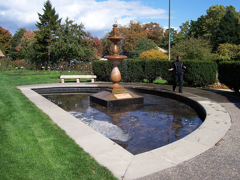 Maplewood Park & Activity Center