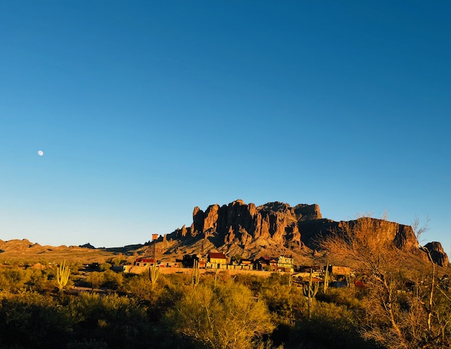 Apache Trail Tours