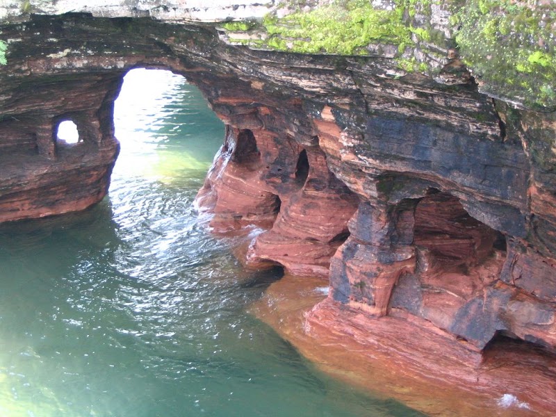 Trek & Trail - Apostle Islands Sea Kayaking