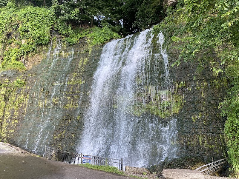 Wilson Dam Waterfall