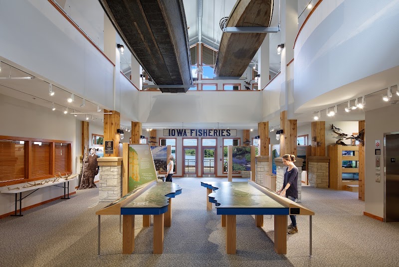 Driftless Area Education & Visitors Center