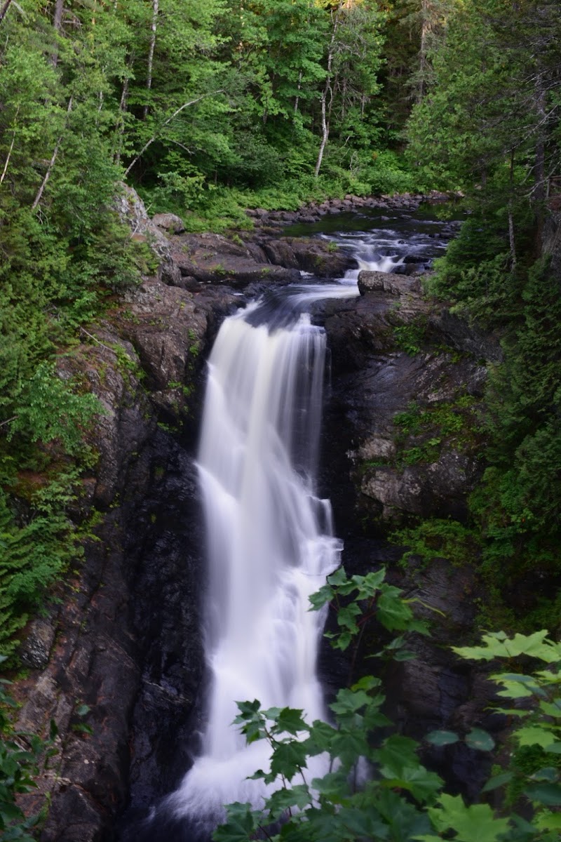Moxie Falls Trailhead & Parking