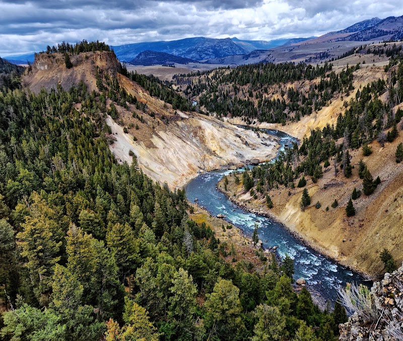 Calcite springs overlook