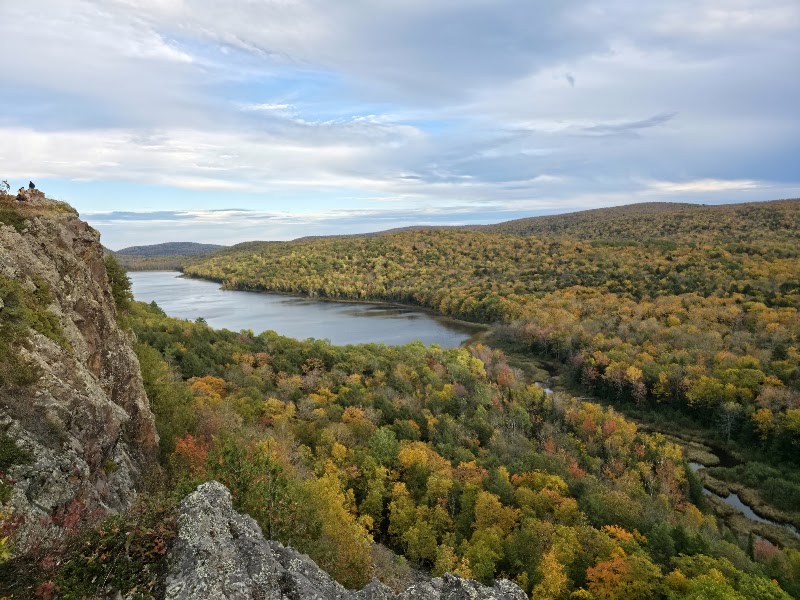 Lake of the Clouds Overlook