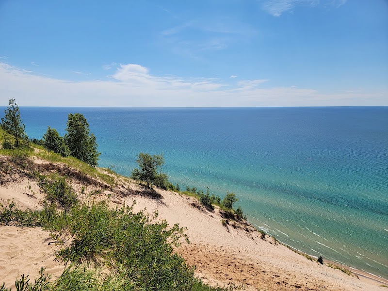 Arcadia Dunes: The C.S. Mott Nature Preserve