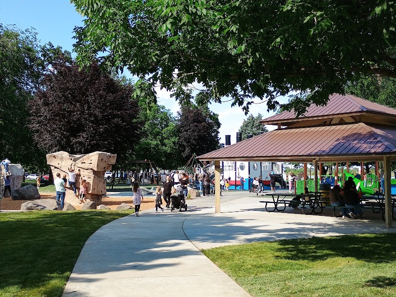 Howard Amon Park Playground