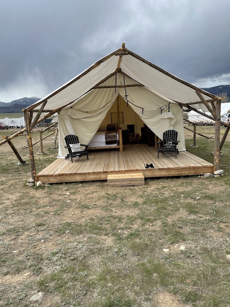 Yellowstone Dreamin Retreat