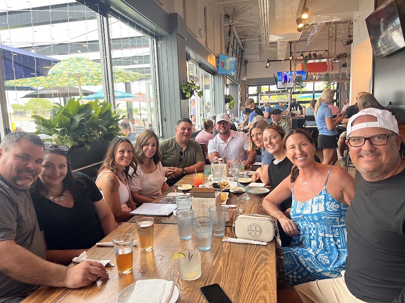 H2O's Waterside Grill