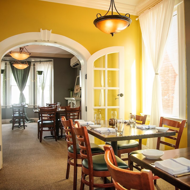 Bouquet Restaurant