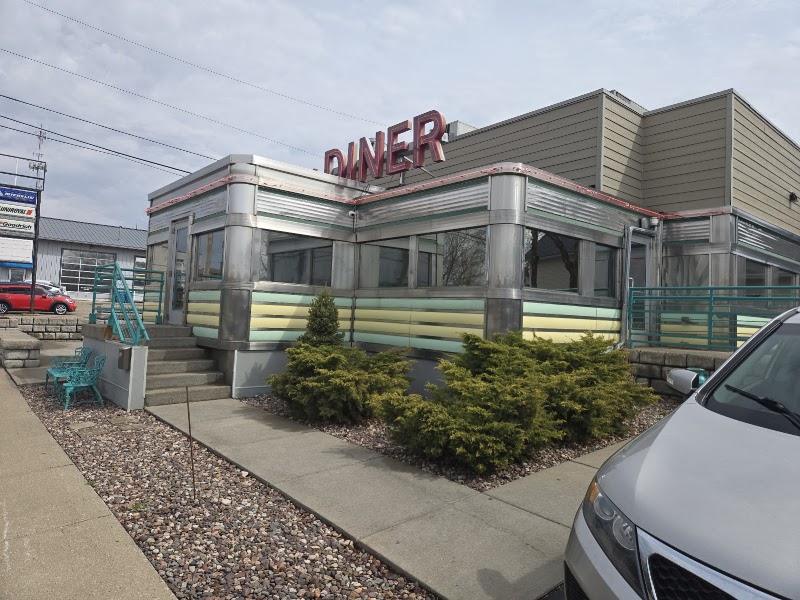 Broadway Diner