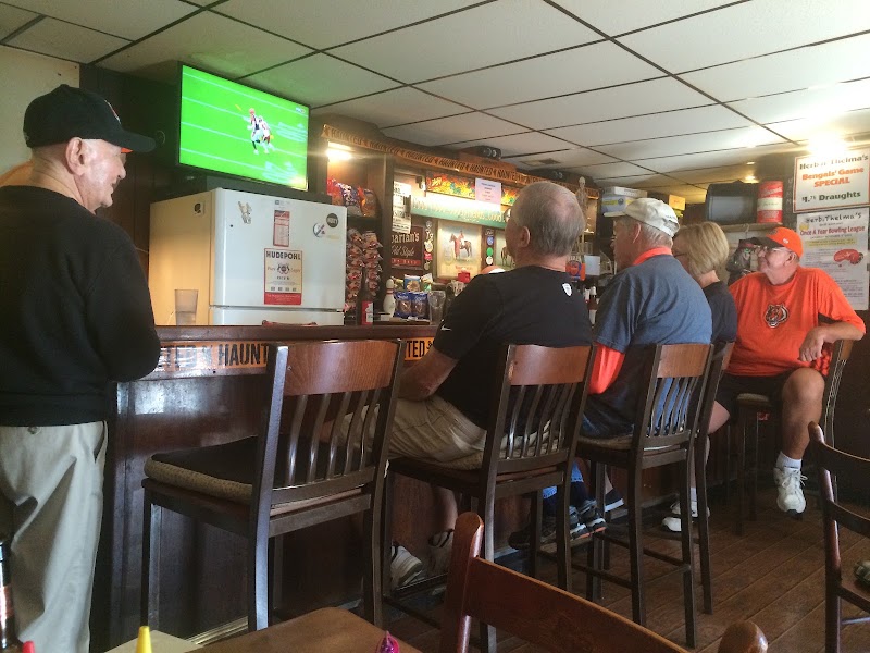 Herb & Thelma's Tavern