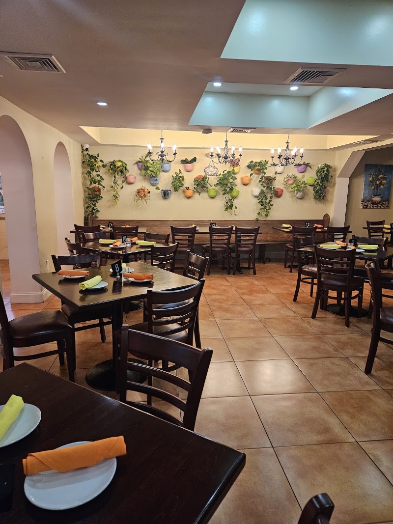 La Casona Restaurante & Bar