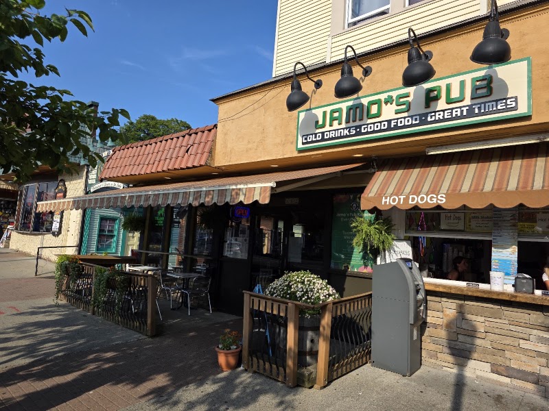 Jamo's Pub