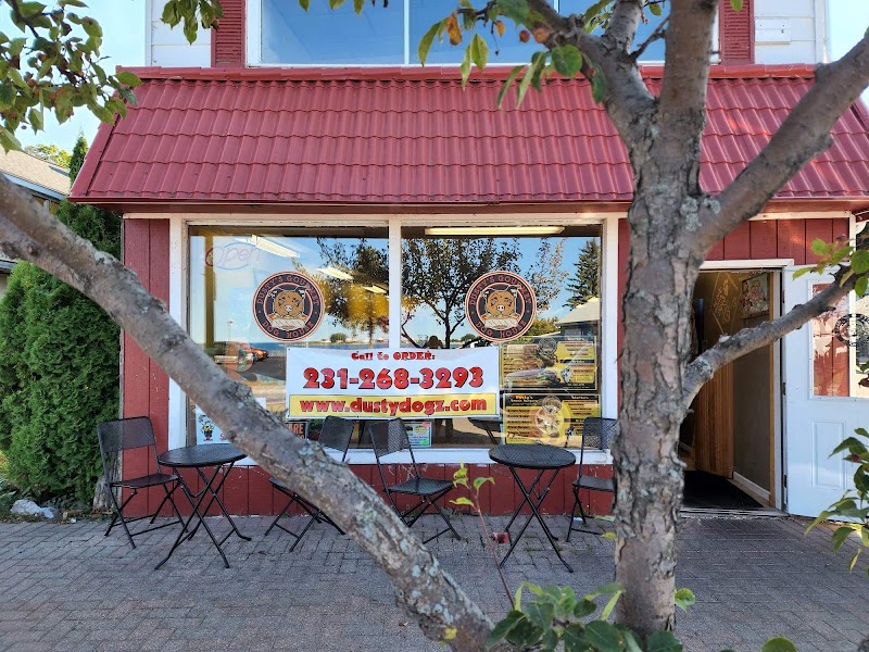 Dusty's Gourmet Dog House