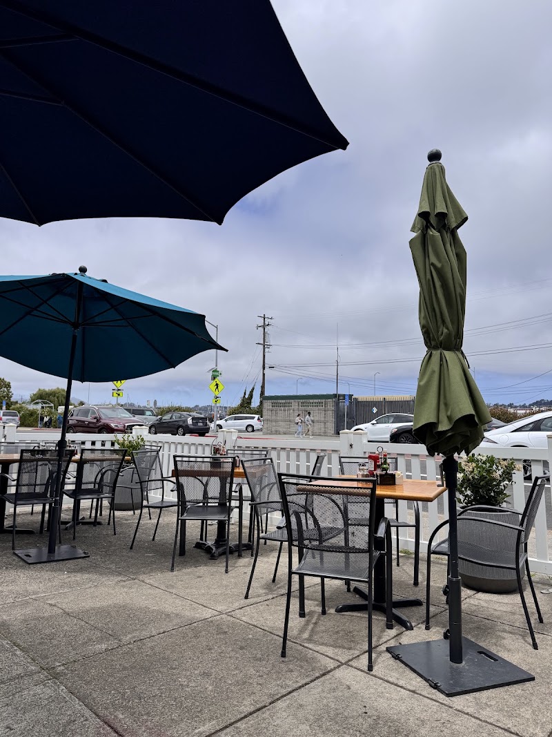 Lighthouse Café