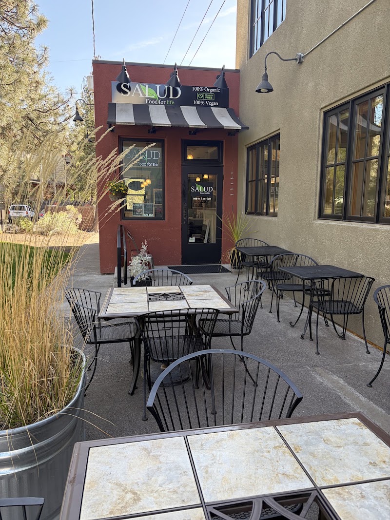Salud Restaurant