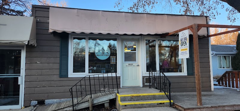 Minas Café & Eatery